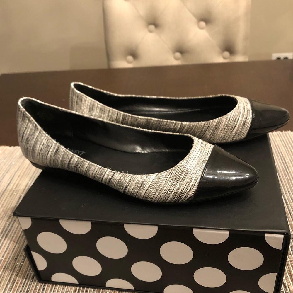 Nine West paten leather toe cap flats